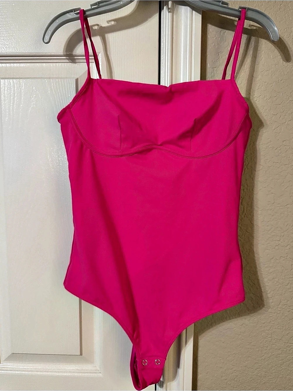REORIA Women'Small Square Neck Cami Thong Bodysuit Pink Small